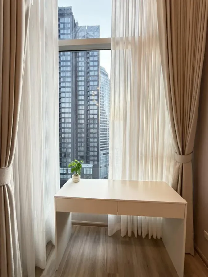 For rent: Culture Thonglor, city view, comfortable room, fully furnished. Book now, don't wait!
