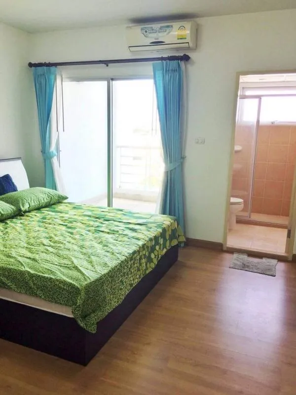 Urgent sale !! Condo Supalai City Home Srinakarin, good location, convenient transportation, near department stores, do not miss !!Room size 51.21 sq m, Building B, 8th floor1 bedroom, 1 bathroom,
