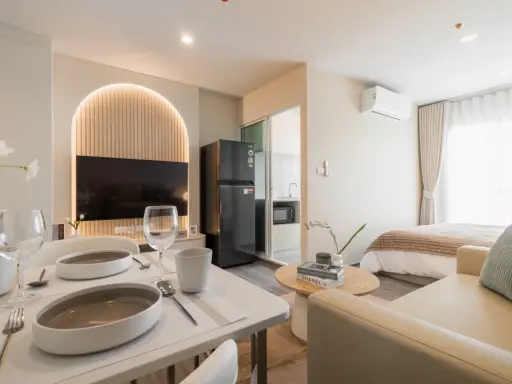 For rent: Regent Home Bangna, 6th floor, beautiful room, fully decorated, ready to move in, book now, don't miss out.