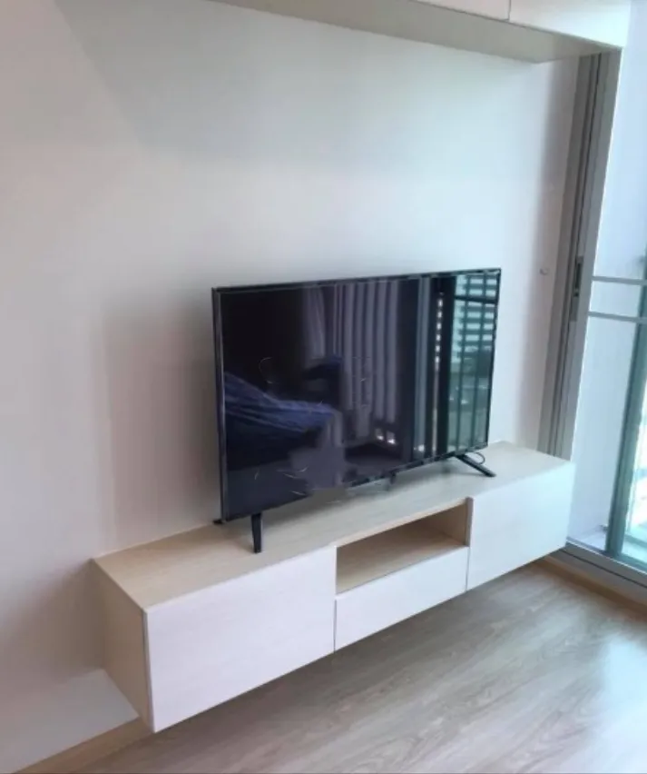 Condo for rent, Noble Revolve Ratchada, 1 bedroom, 1 bathroom, room window facing north fully furnished