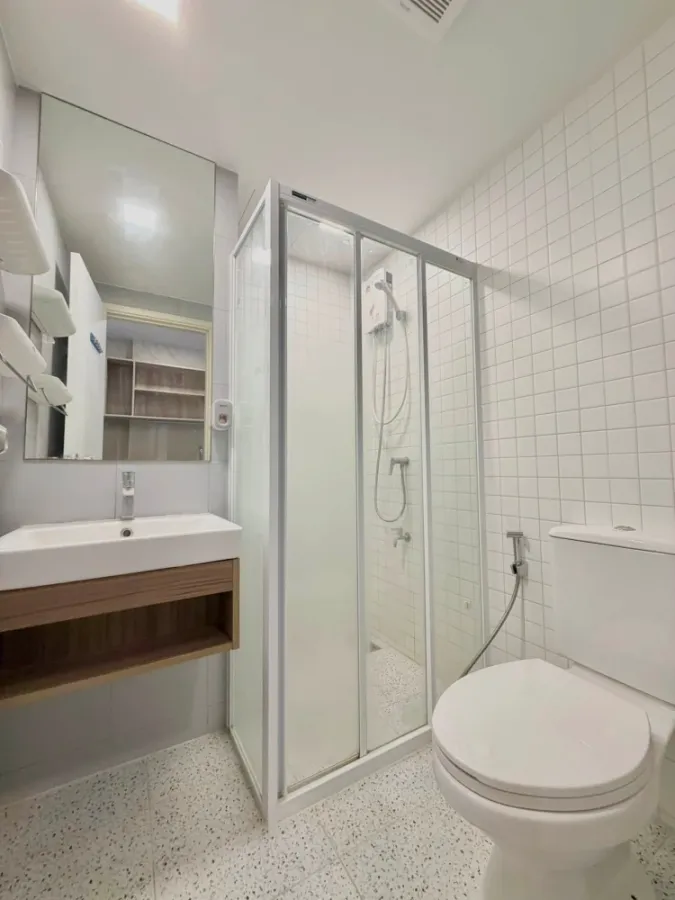 Kave TU condo for sale. Fully furnished, ready to move in with just your luggage.