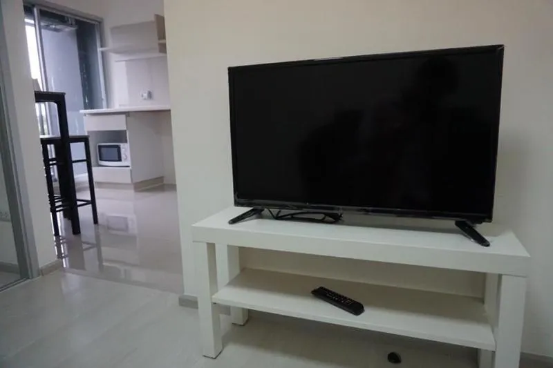 Come on !! For rent, Aspire Ladprao 113, newly decorated room, fully furnished, on the high floor, ready to rent immediately.