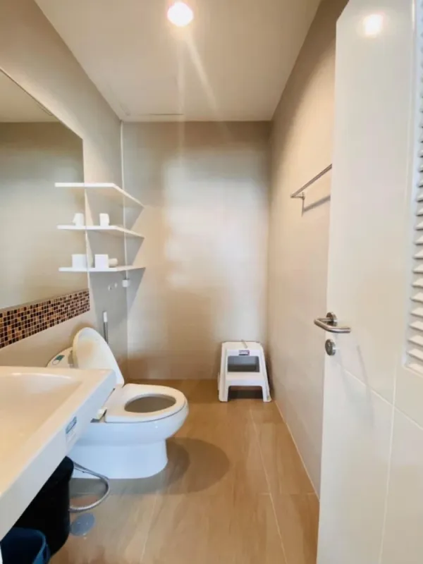 ให้เช่า The Four Wings Residence ชั้น 23 วิวเมือง ห้องกว้างสุดๆ ตกแต่งอย่างดี จองก่อนได้ก่อน