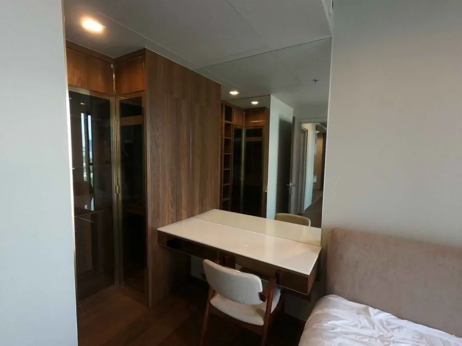 ให้เช่า​ คอนโด​ Ideo​ Q Sukhumvit​ 36 ตกแต่งบิ้วอินทั้งห้อง สไตล์โมเดิร์น พร้อมเข้าอยู่ สนใจ จองเลย