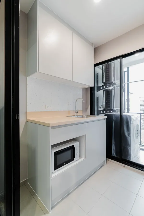 Condo for rent, REACH Phahonyothin 52, near BTS Saphan Mai, beautiful decoration, Modern style, ready to move in, fully furnished, do not miss