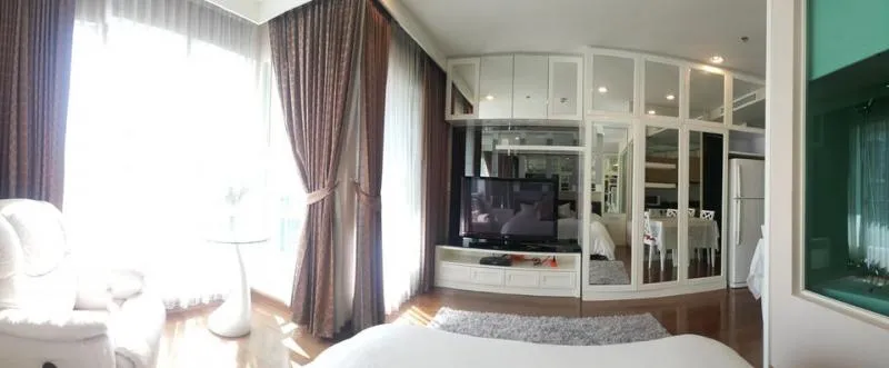 ให้เช่า คอนโด ดิ แอดเดรส ชิดลม ห้องสะอาด ตกแต่งสวยมาก เฟอร์เยอะ ทำเลเดินทางสะดวก ใกล้ท่าเรือ ใกล้BTS รีบคว้าเอาไว้เลยนะคะ
