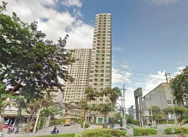ให้เช่า Lumpini Place Ratchada-Thapra มาอีกแล้วจ้า 1 นอน 1 น้ำ ชั้นสูง วิวสุดปัง สนใจรีบจับจองเลย