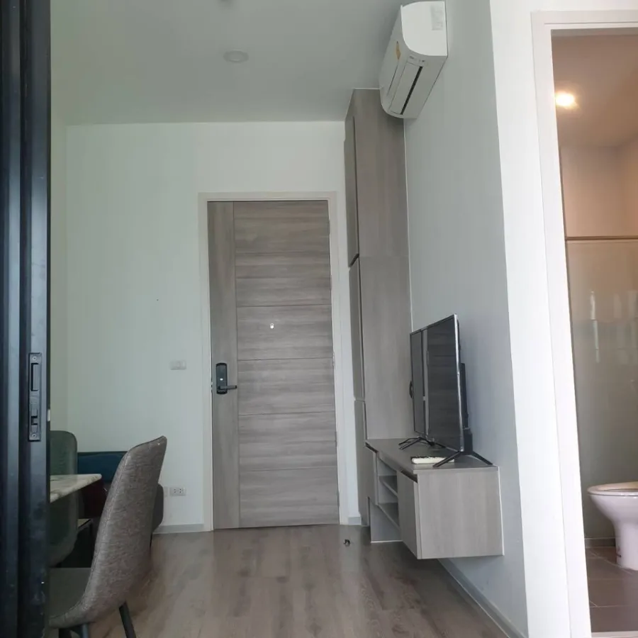 For rent: Knightsbridge Collage Ramkhamhaeng, high floor, beautiful view, partition room is very well proportioned. just come in