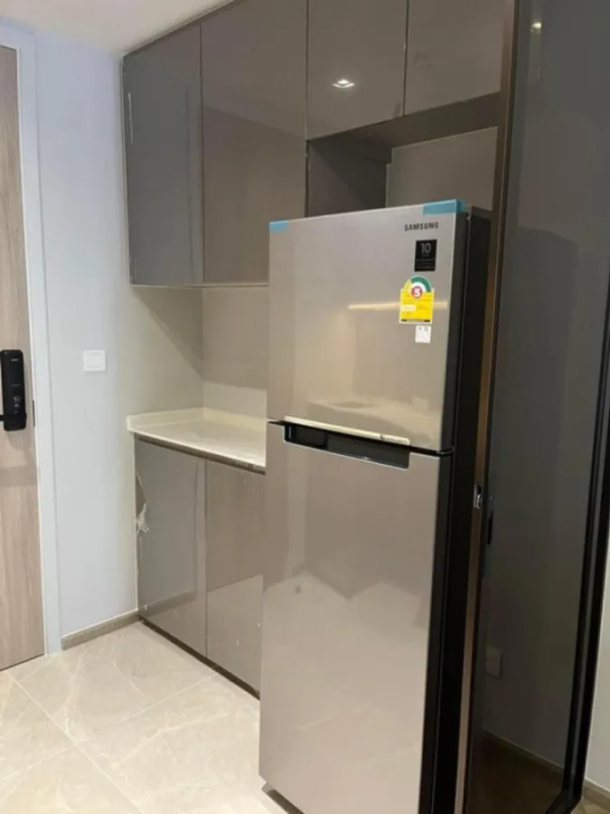 Urgent sale!! Condo Chapter Thonglor 25, 4th floor, corner room, swimming pool view, fully furnished, move in with your bags, don't miss out!!