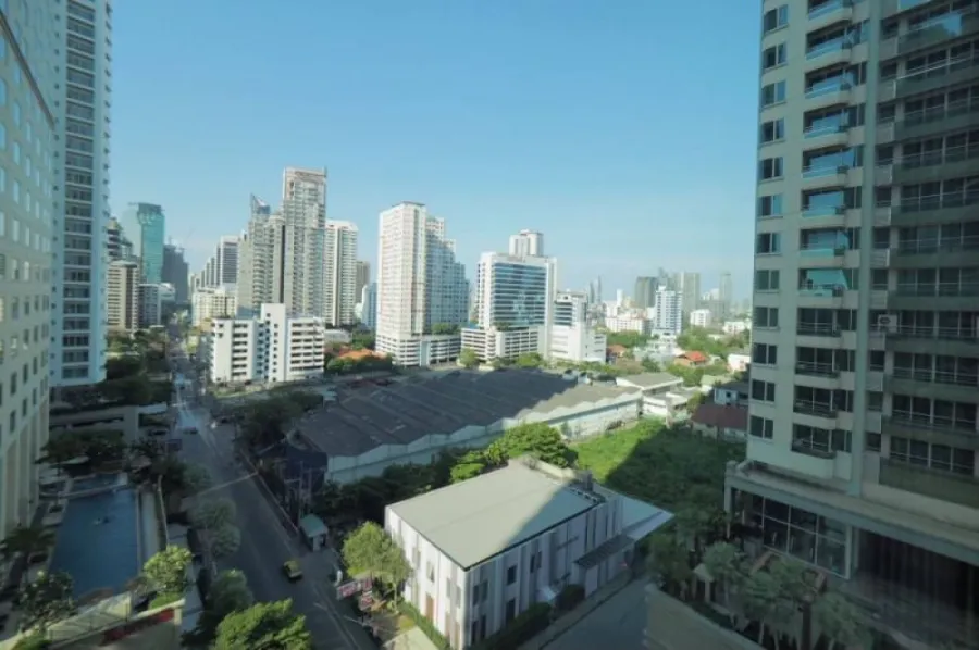 ขาย ให้เช่า คอนโด ไบร์ท สุขุมวิท 24 ห้องมุม เห็นวิวภายนอกได้อย่างชัดเจน พลาดไม่ได้แล้ว