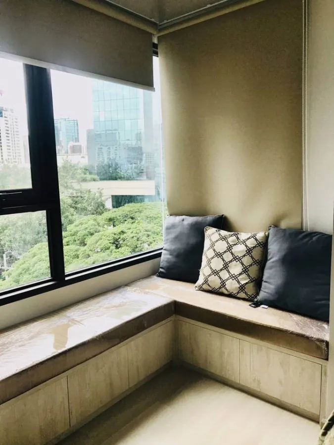 Urgent for rent Life One Wireless พื้นที่ใช้สอยจุใจ built-in โซฟาอย่างดี หิ้วกระเป๋าเข้าอยู่เลย