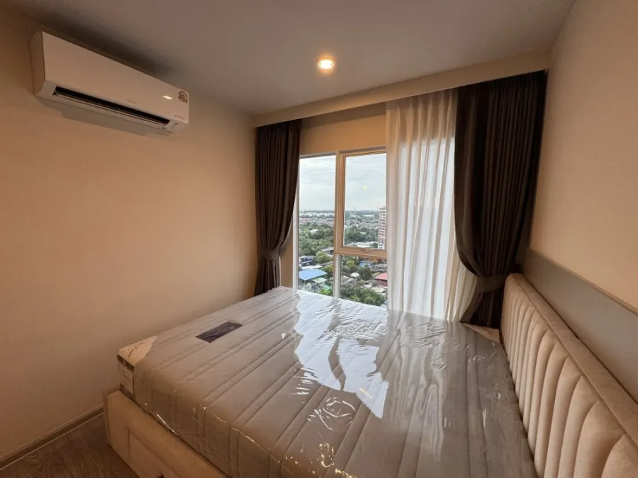 Condo for rent, Regent Home Bangna, a nice room, fully furnished, complete with appliances, just bring your belongings and move in. Don't miss out!