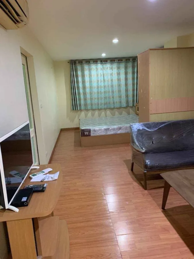 For rent!! Condo The Lock at Sukhumvit 101/1, 7th floor, spacious room, beautifully decorated, just bring your own luggage and move in!!