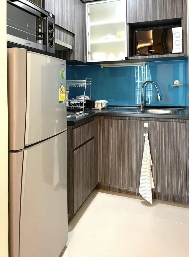 ขาย ให้เช่า Thru Thonglor Condo ชั้น24 วิวโล่ง ไม่ถูกบล๊อกวิว แถมห้องบิ้วอินท์จัดเต็ม ราคาดี ต้องจอง