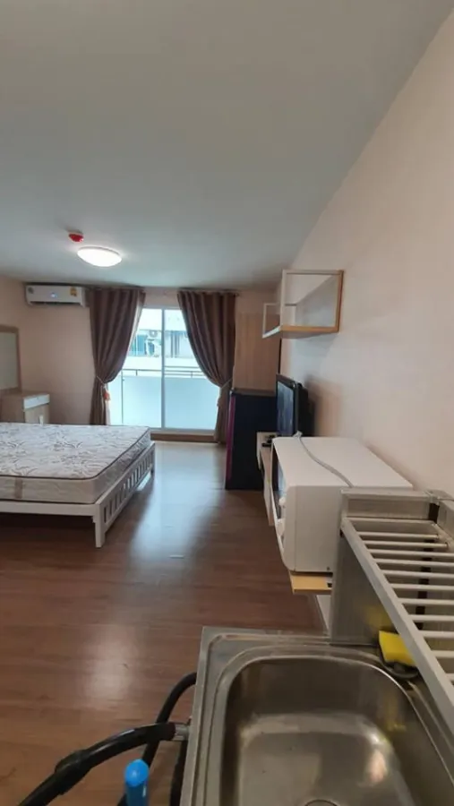 For rent พลัมคอนโด พหลโยธิน 89 ห้องกว้าง มีทุกอย่างครบ หิ้วกระเป๋าเข้าอยู่ได้เลยจ้า ด่วนๆเลยน้า