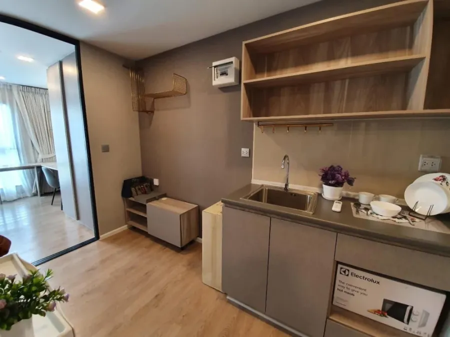 For rent: Kave TU, stunningly decorated room with high-quality built-in furniture. You'll regret missing out!