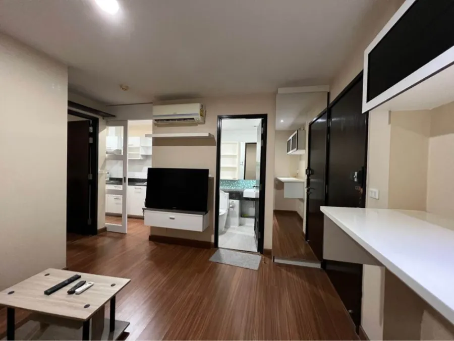 Condo for rent, Diamond Ratchada, nice room, comes with full facilities, affordable price, hurry to reserve it