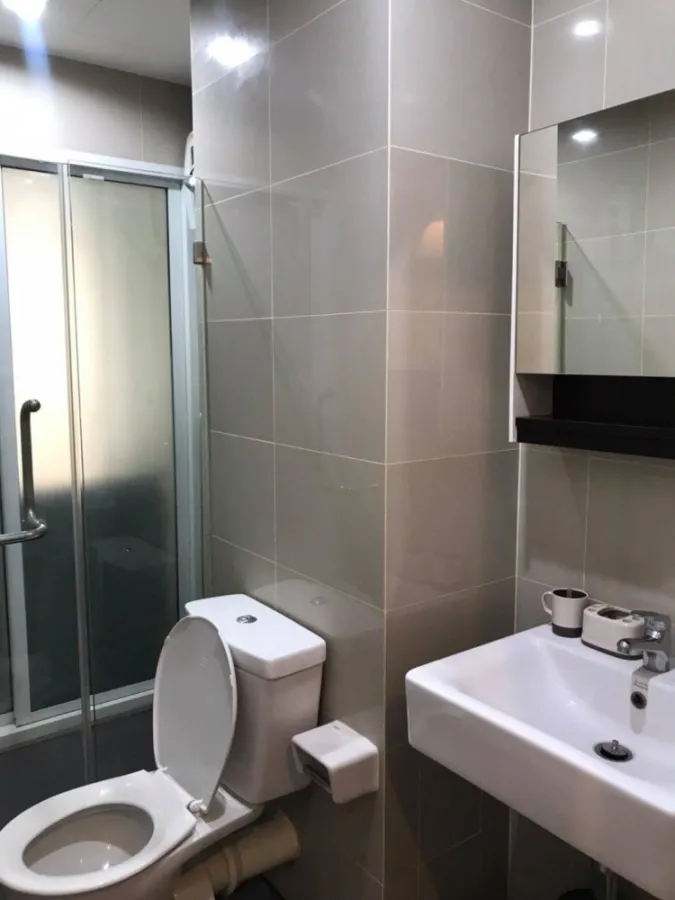 Sell ​​Sim Vipha-Ladprao, 1 bedroom, 1 bathroom, 21st floor, high floor, beautiful view. Beautify the whole room Interested in booking quickly