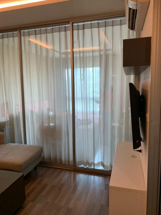 ขายด่วน!! คอนโด บริดจ์ สาทร-นราธิวาส คอนโดสไตล์ Modern Loft Luxury ราคาดี น่าจับจอง ห้ามพลาด!!