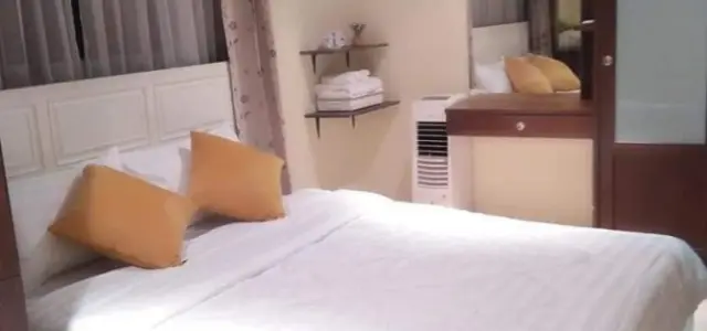 ขาย คอนโด รัชดาซิตี้ 18 ห้องมุมเป็นส่วนตัว ได้วิวโล่งสบายตาสุดๆ เฟอร์ครบ มีพื้นที่ใช้สอยเยอะ จองด่วน images