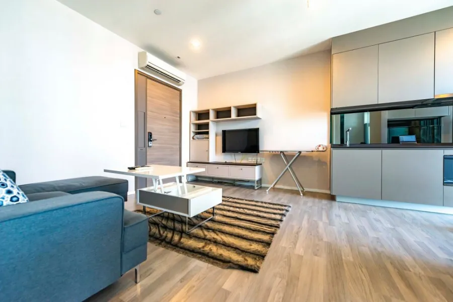 ให้เช่า The Room Sukhumvit 69 ห้องนี้กว้างมาก พื้นที่ใช้สอยจัดเต็ม มาพร้อมกับวิวสุดพรีเมี่ยม จองเลย