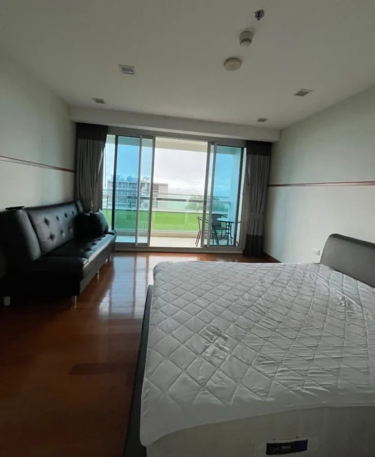 ให้เช่า The Palm Wongamat Beach Pattaya ชั้น 9 ห้องน่าอยู่ แต่งครบ สนใจจองเลย