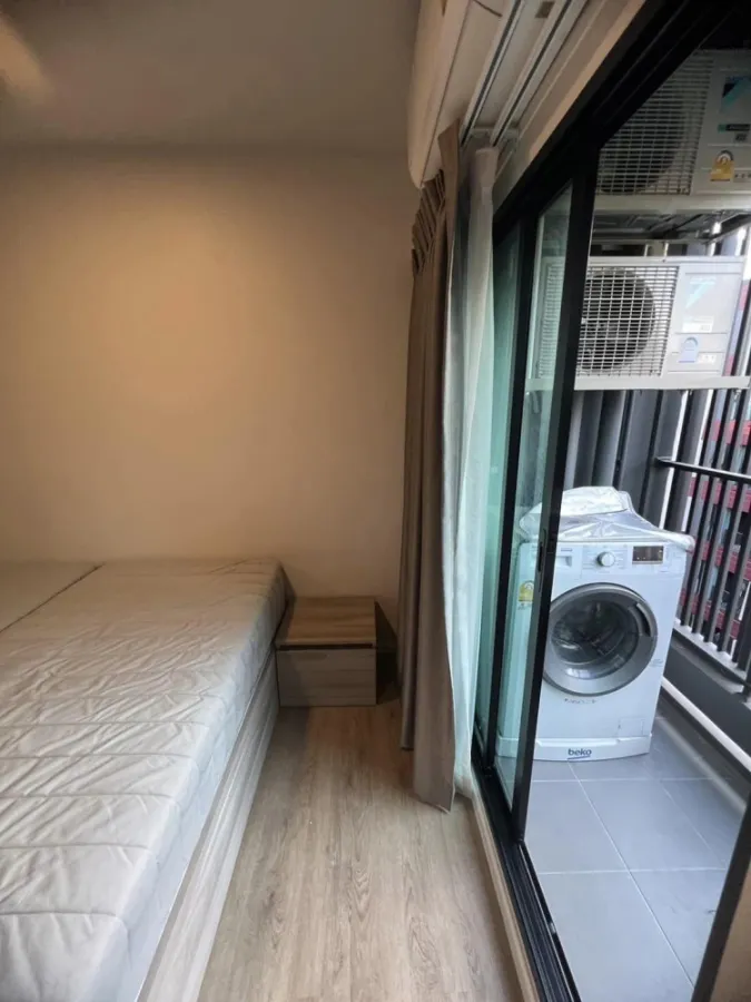 Condo for rent, Kev TU, partitioned room, swimming pool view, with 2 air conditioners, reserve first, get to stay first.