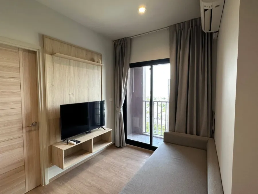 ปล่อยเช่าห้องคอนโด Common TU ห้อง 1 Bedroom ชั้น 27 วิวสวย วิวระเบียงหันไปทางถนนพหลโยธิน เฟอร์นิเจอร์และเครื่องใช้ไฟฟ้าครบ จองเลย