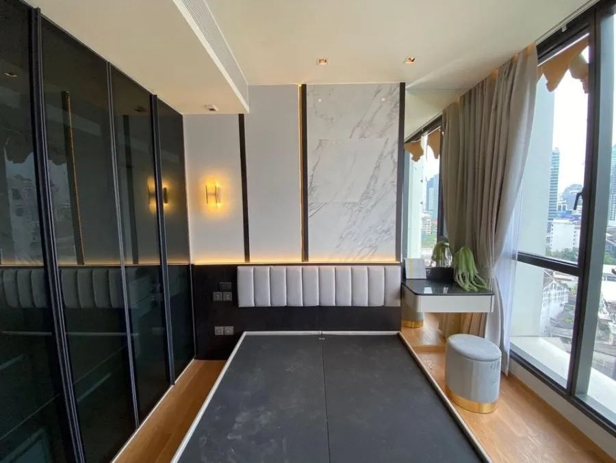 For RENT BEATNIQ SUKHUMVIT 32 ห้อง DUPLEX กว้างมาก ตกแต่งสวยหรู น่าอยู่สุดๆ จองเลยจร้า
