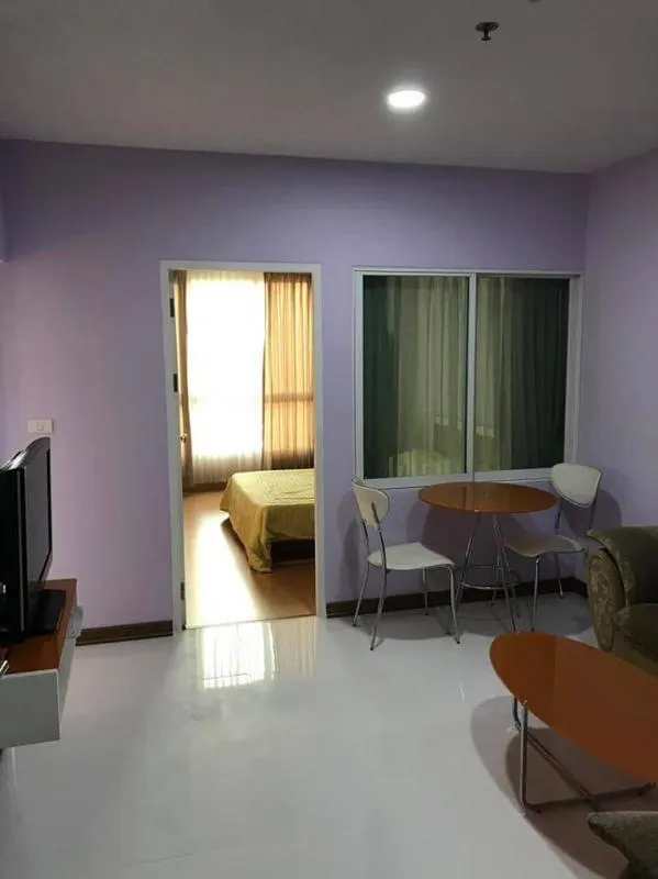 ห้องสวย ชั้นสูง วิวดี 2 นอน เฟอร์ครบ มาจองให้ไว ห้ามพลาดเด็ดขาด For rent life @ ratchada-huaikwang