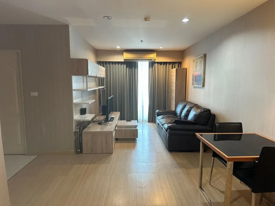 ขาย Sriracha Condoview 1 ห้องนอน 1 ห้องน้ำ พื้นที่ใช้สอยเยอะ วิวเมือง โล่ง โปร่ง ห้ามพลาด