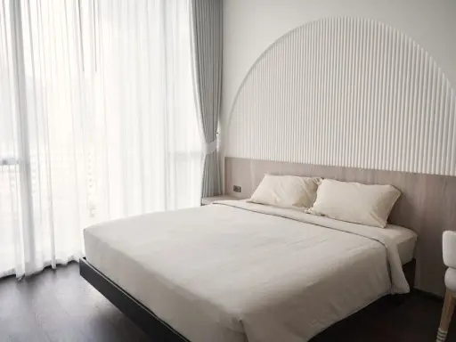 For rent คอนโด ลาวิค สุขุมวิท 57 ห้องมุม วิวเปิด เห็นสวน แต่งด้วยโทนอบอุ่น เฟอร์นิเจอร์ครบ จองเลย images