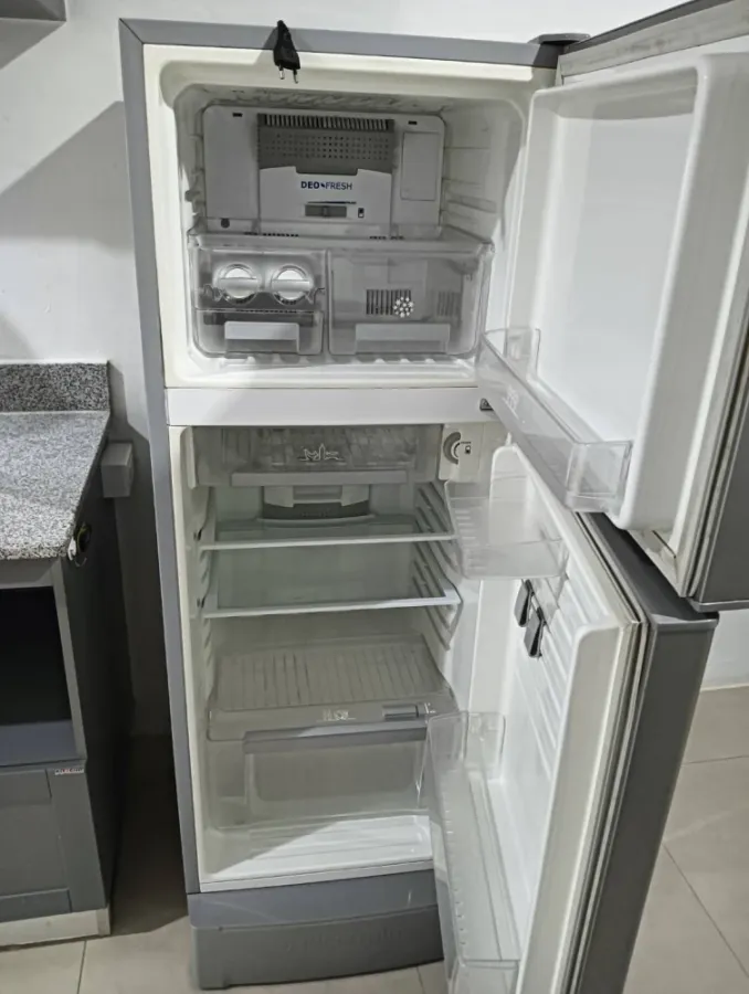 For rent: Waterford Sukhumvit 50, room ready to move in. Fully furnished Good electrical appliances, don't miss out.