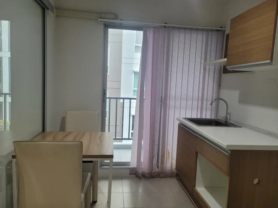 Sell and rent The Niche ID Bang Khae, fully furnished room Get cool breeze from the south balcony all year round.