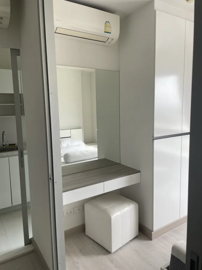 For Sale rent The President Petchkasem-Bangkhae Studio room, high view, not blocked, reserve now.