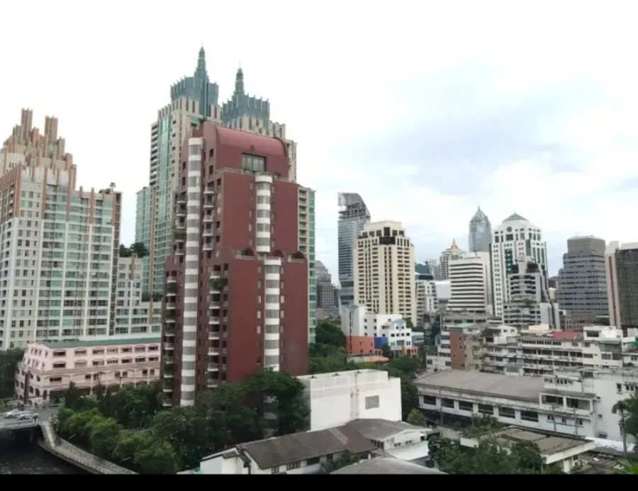 ขาย แมนฮัตตัน ชิดชม เตียงนุ่มน่านอน โซฟานั่งสบายสุดๆ ตกแต่ง Buit-In ทั้งห้อง ห้ามพลาดเด็ดขาด