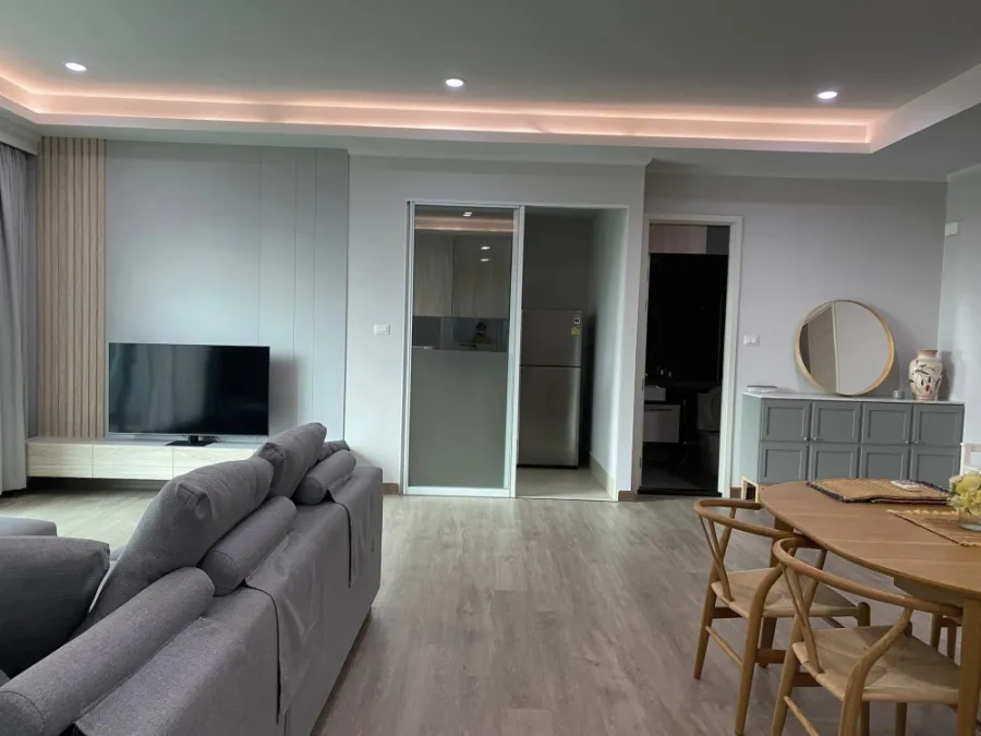 ให้ชเ่า Supalai Elite Phayathai Penthouse ชั้นสูง วิวเมืองสุดปัง ห้องกว้างสุดๆ จองก่อนได้ก่อนน้า