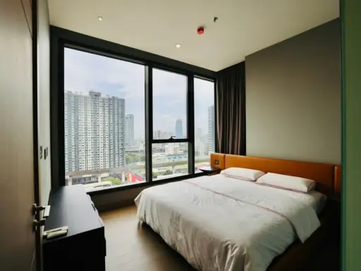 Condo for rent, The Esse at Singha Complex, nice room, complete amenities, hurry and reserve now.