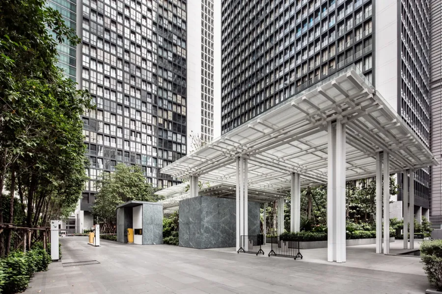 ขาย ให้เช่า Condo Noble เพลินจิต ชั้นสูง มี walk-in closet และชั้นวางของขนาดใหญ่ อย่ารอช้า รีบจองเลย