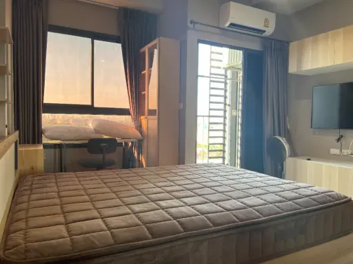 Urgent sale!! Condo Ideo New Rama 9, 11th floor, condo ready to move in, good investment, good to live in yourself, hurry and reserve now!! images