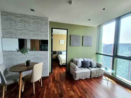 Condo for rent, Wish Signature Midtown Siam, decorated with built-ins, bright tones, livable, reserve quickly.