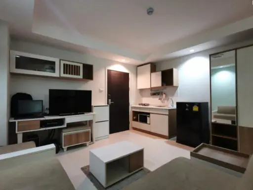 ขายด่วน The log3 condo สุขุมวิท 101/1 ห้องทำเลดีมาก วิวสระว่ายน้ำ