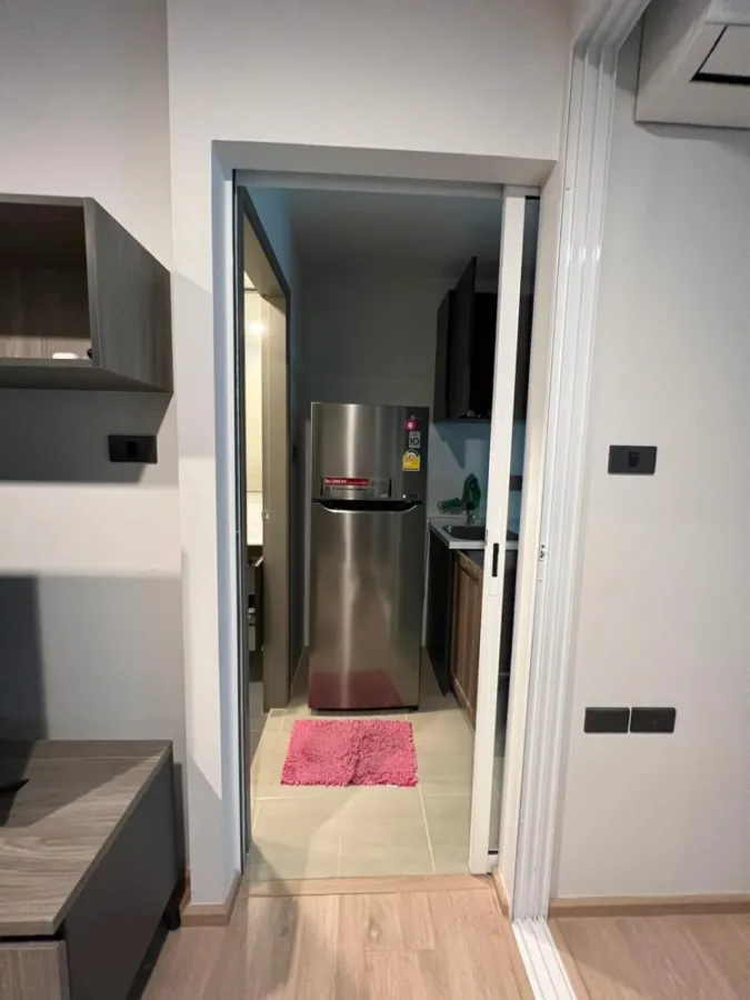 For rent, Premio Quinto, a room on the edge, separating the bedroom complete electrical appliances Hurry up to reserve before it's gone.