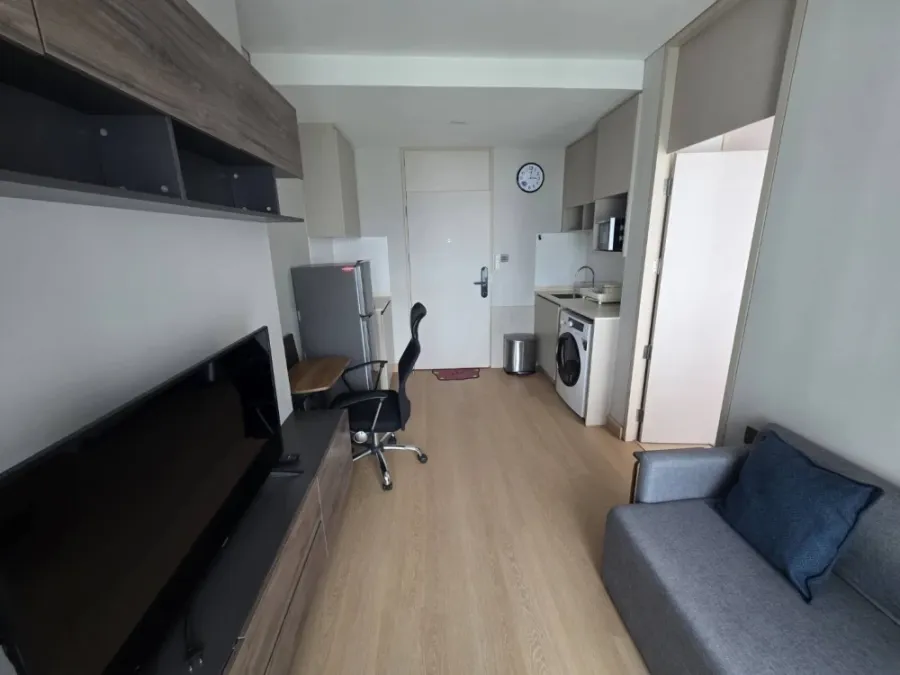 For rent: Lumpini Suite Phetchaburi-Makkasan, high floor unit, fully furnished, just bring your belongings and move in! +++