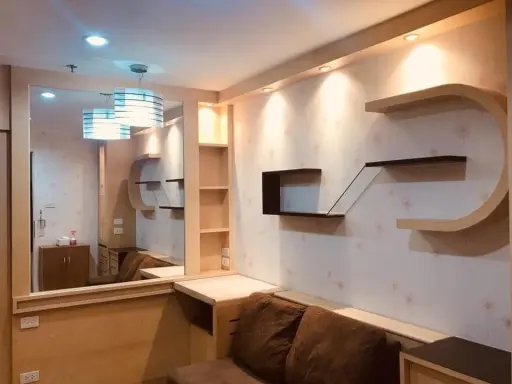 Condo for sale, Lumpini Place Rama 8, corner room, 8th floor, pool view, good built-in wallpaper throughout the room, don't miss it.