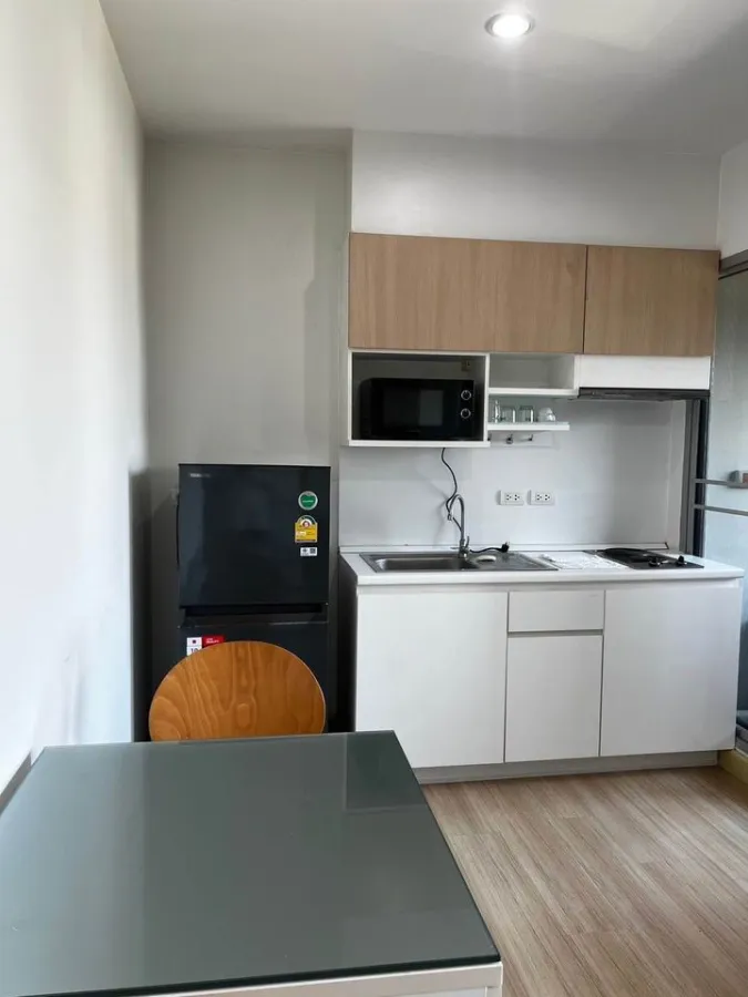 For rent!! Condo The Parkland Srinakarin, 4th floor, Building 1, comes with complete amenities, good price, move now!!
