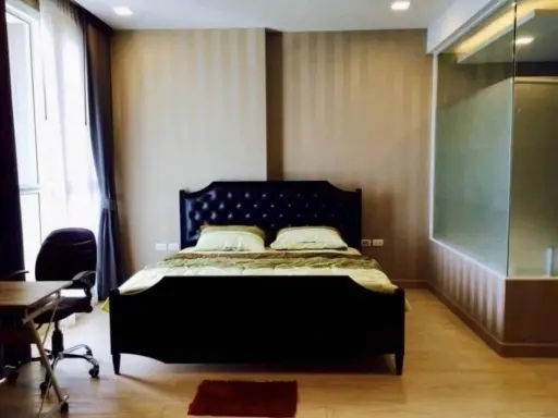 For rent: Cetus Beachfront Pattaya, 33rd floor, spacious room, well decorated. Install wallpaper throughout the room. Book now. images