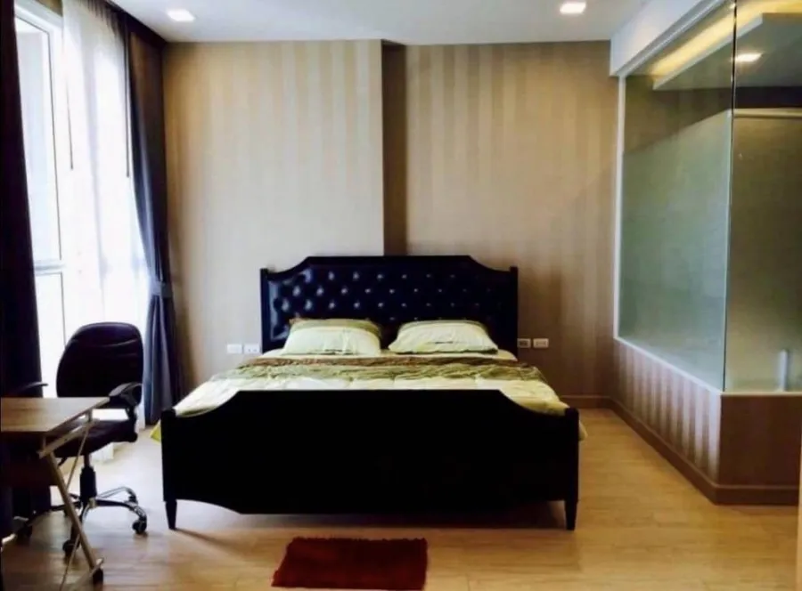 ให้เช่า Cetus Beachfront Pattaya ชั้น 33 ห้องกว้าง ตกแต่งอย่างดี ติดวอลเปเปอร์ทั้งห้อง จองเลย
