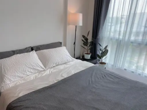 Condo for sale Knightsbridge Phaholyothin-Interchange. North corner of the room, everything is complete, great value, buy it now