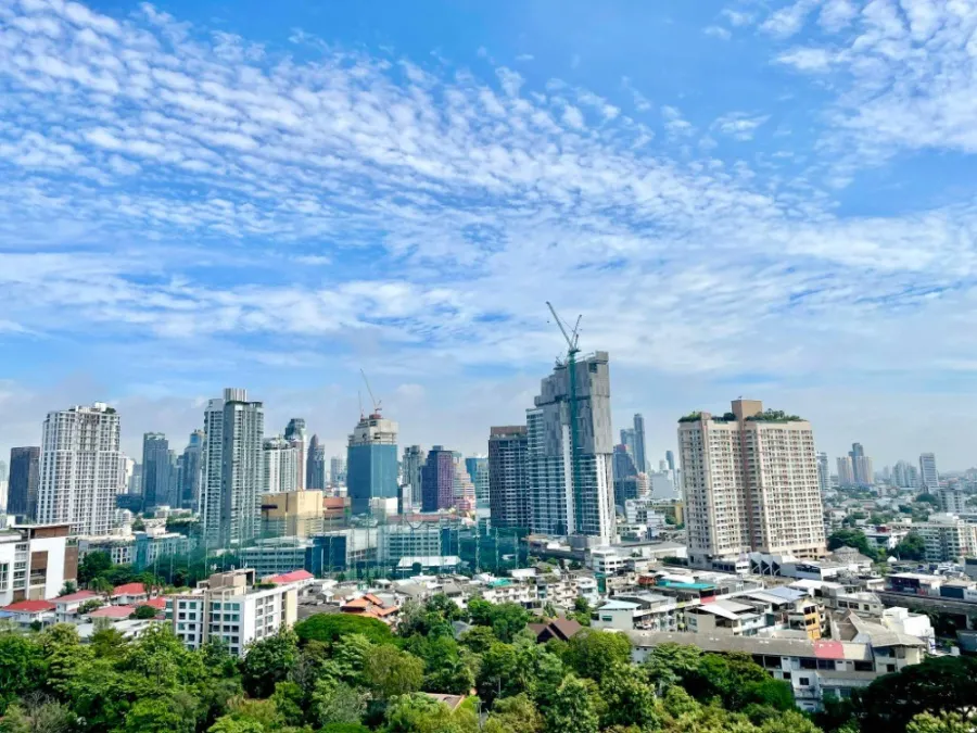 ขายดาวน์ ไอดีโอ สุขุมวิท-พระราม 4 ชั้น 15 วิวสวย สบายตา ทิศเหนือ ฮวงจุ้ยดีสุดๆ ไม่จองพลาดมาก